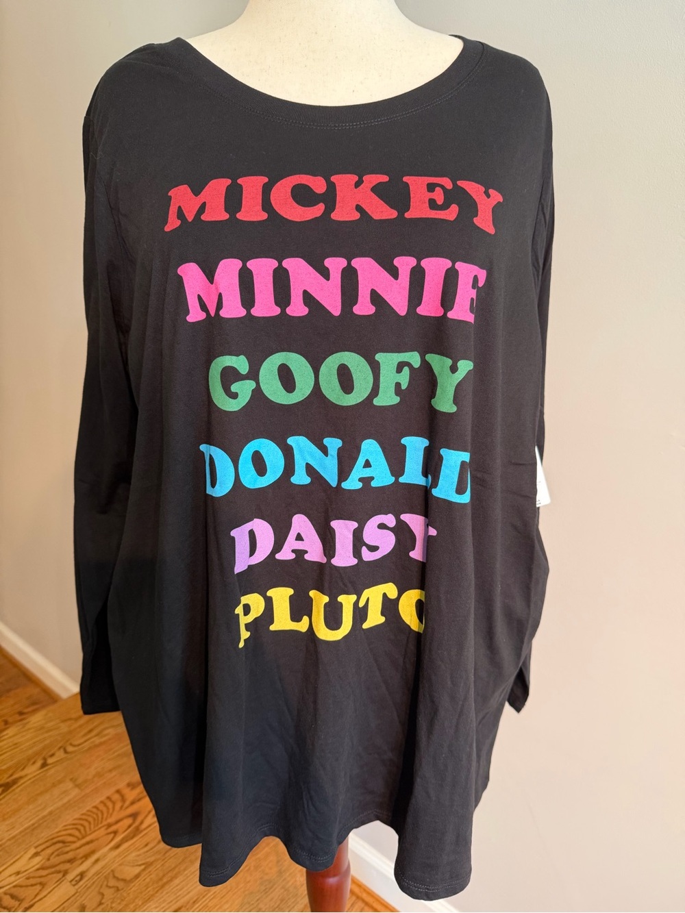 Disney X Torrid Mickey & Friends Long Sleeve Tee - Torrid Size 4 (26, 4X)
